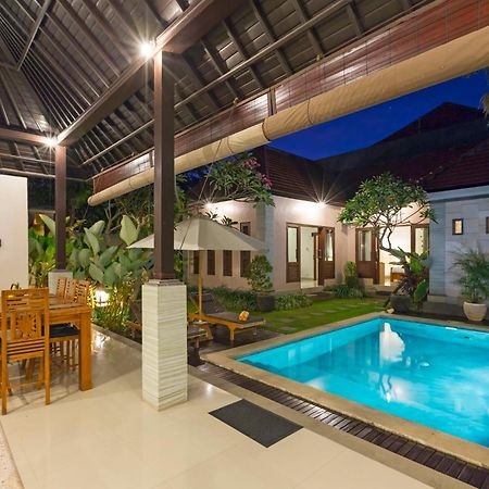 Kubal Villa And Living Seminyak Canggu Esterno foto