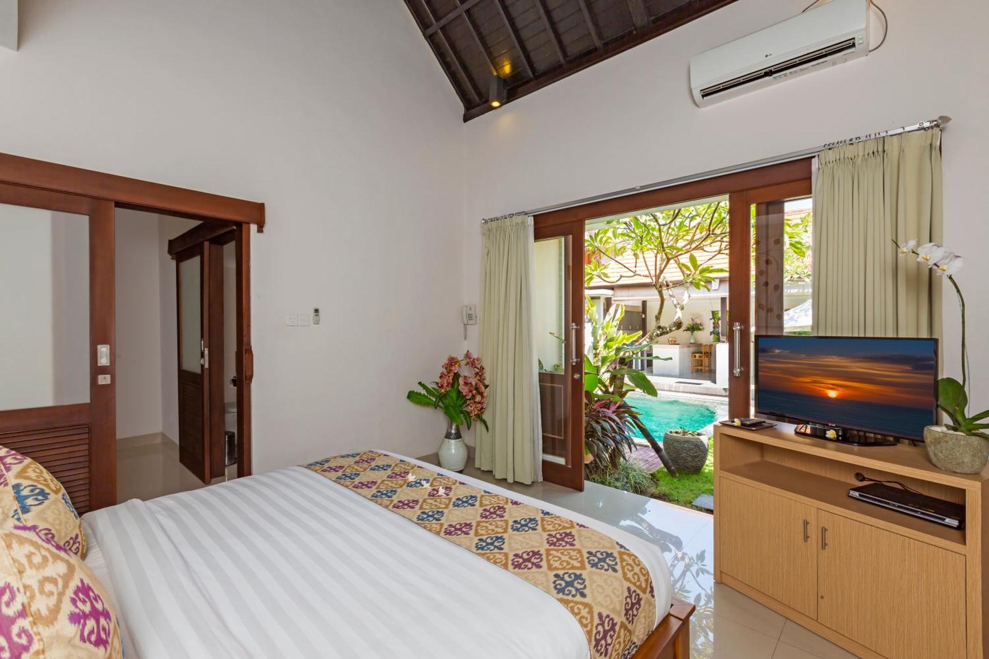 Kubal Villa And Living Seminyak Canggu Esterno foto