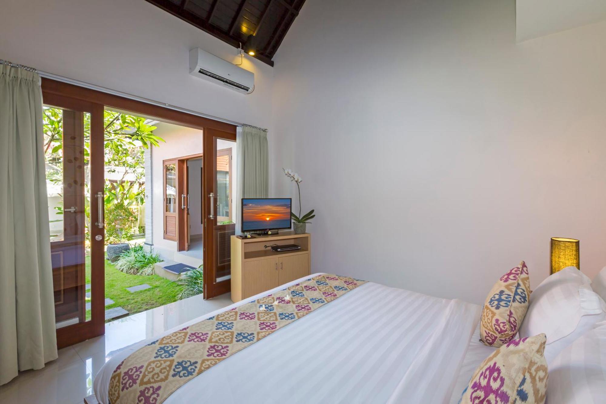 Kubal Villa And Living Seminyak Canggu Esterno foto