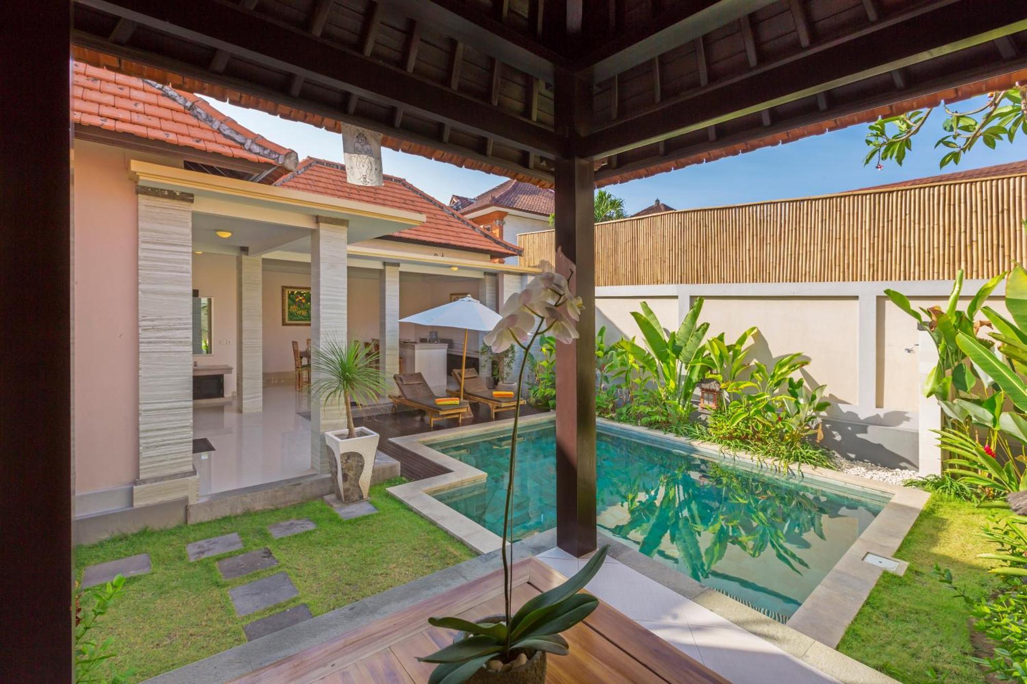 Kubal Villa And Living Seminyak Canggu Esterno foto